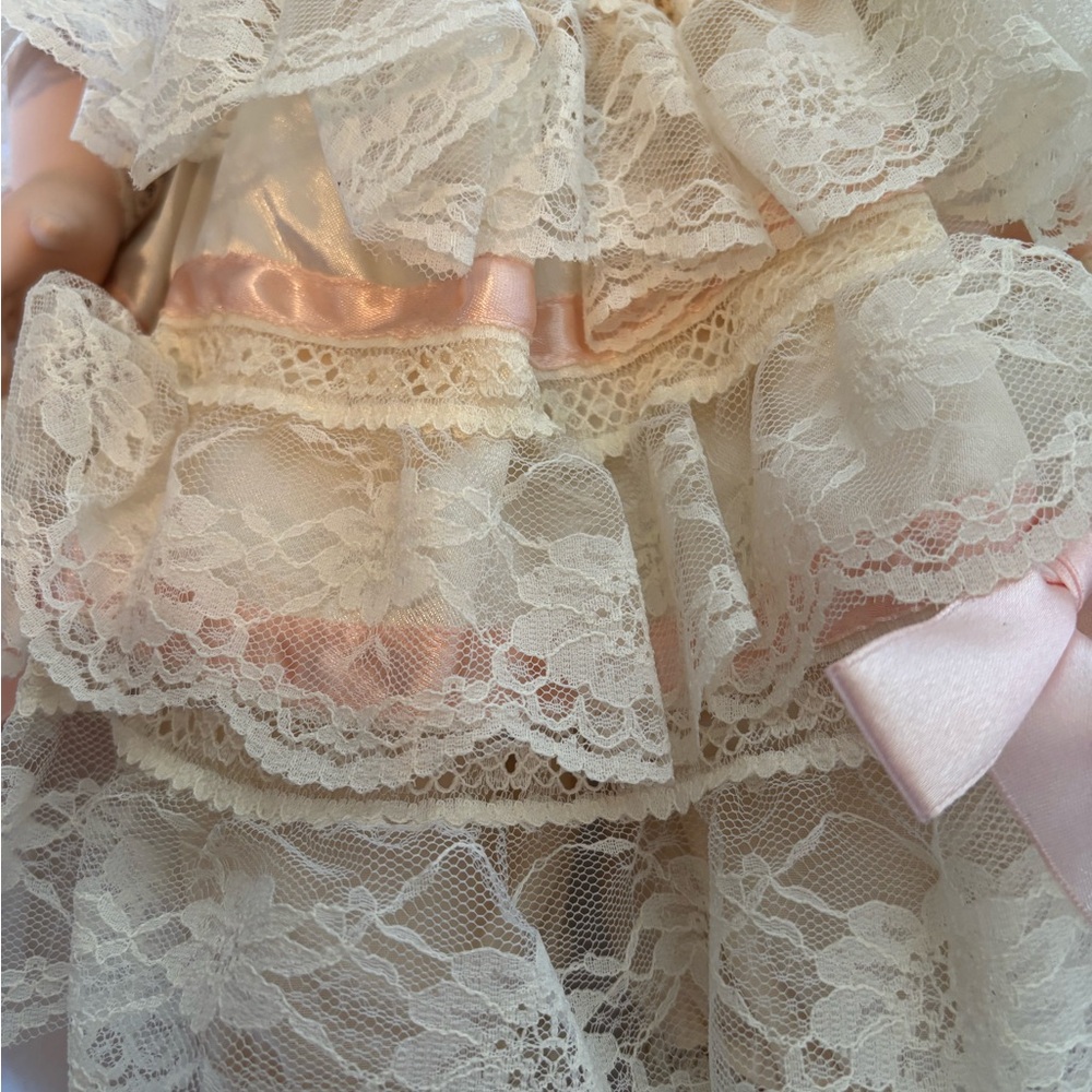 Elegant Pink and Cream Porcelain Doll - Picture 4 of 11